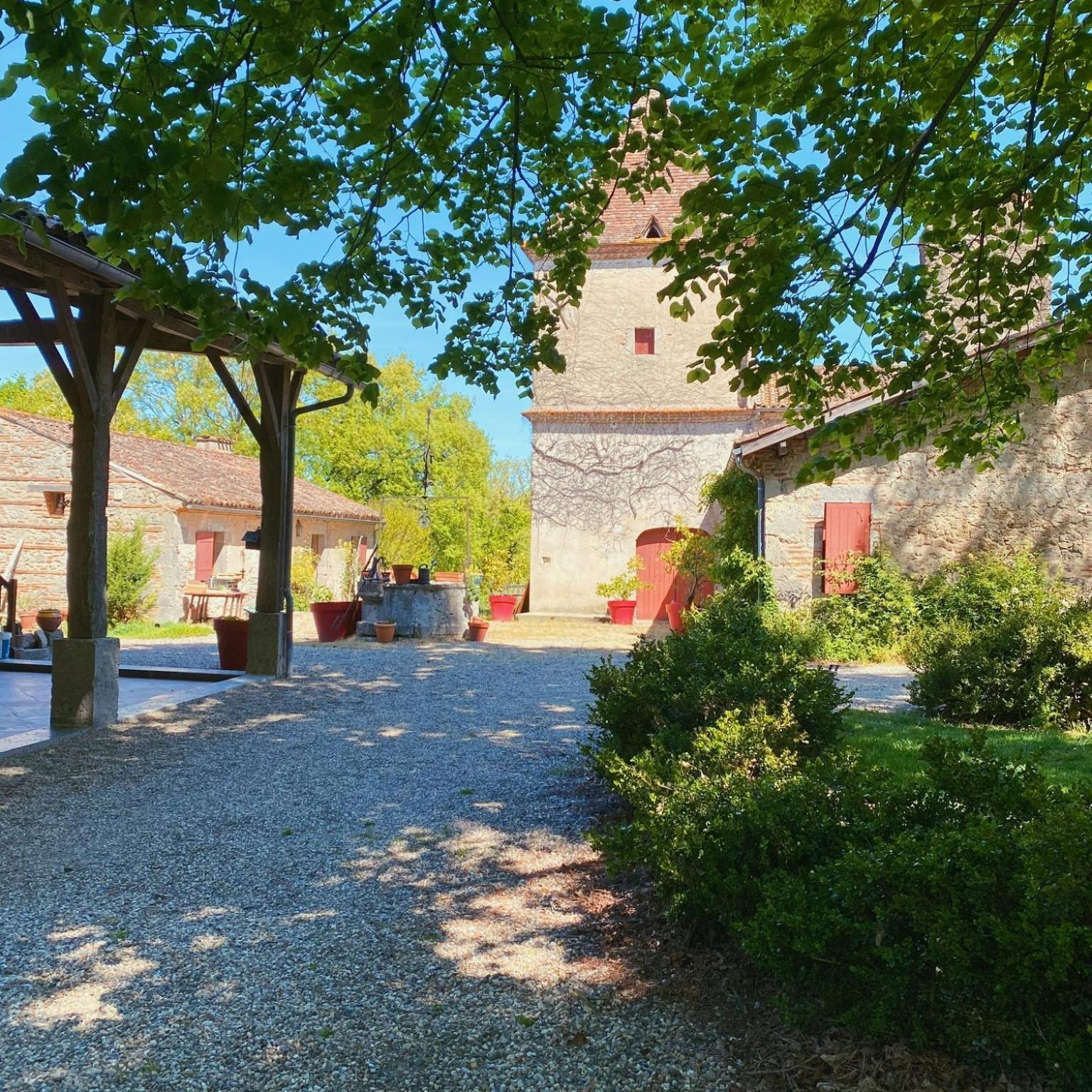 Hotel Domaine de Bertranet à Tonneins Extérieur photo